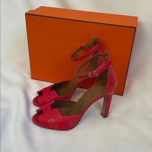 Hermès Pink H Logo Ankle Strap Heels - Size 38